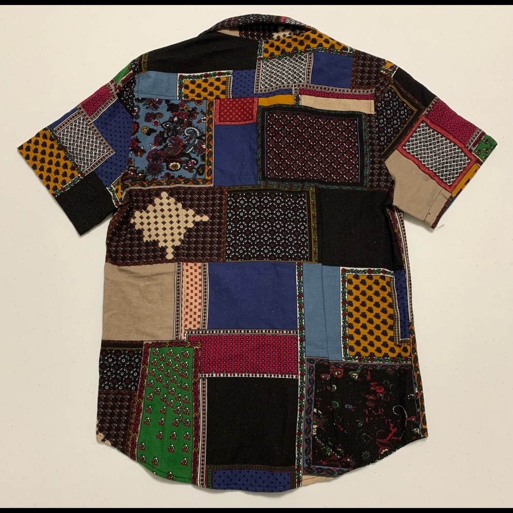 Amazing patchwork-like button down - Picture 4 of 4